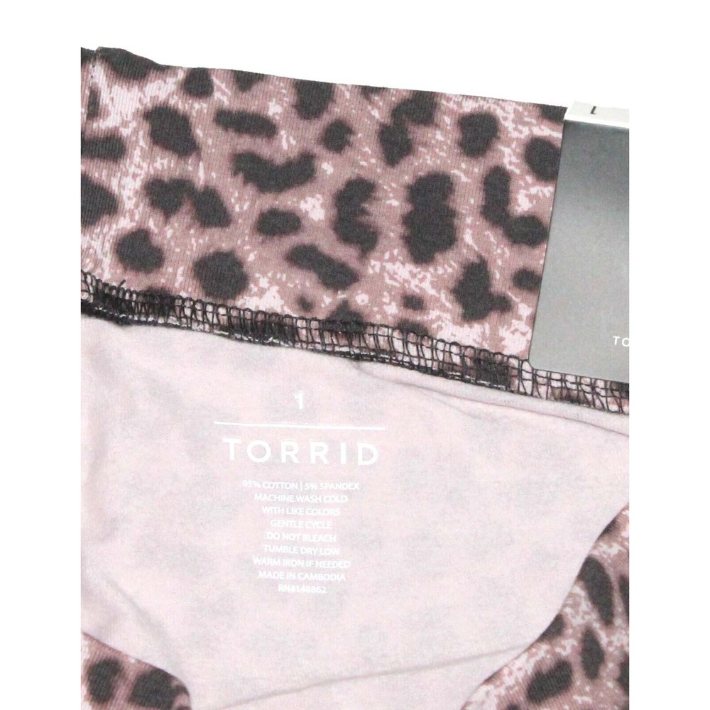New Torrid Leopard Stars Activewear Bike Stretch Shorts‎ Womens  Size 1X - Picture 5 of 7